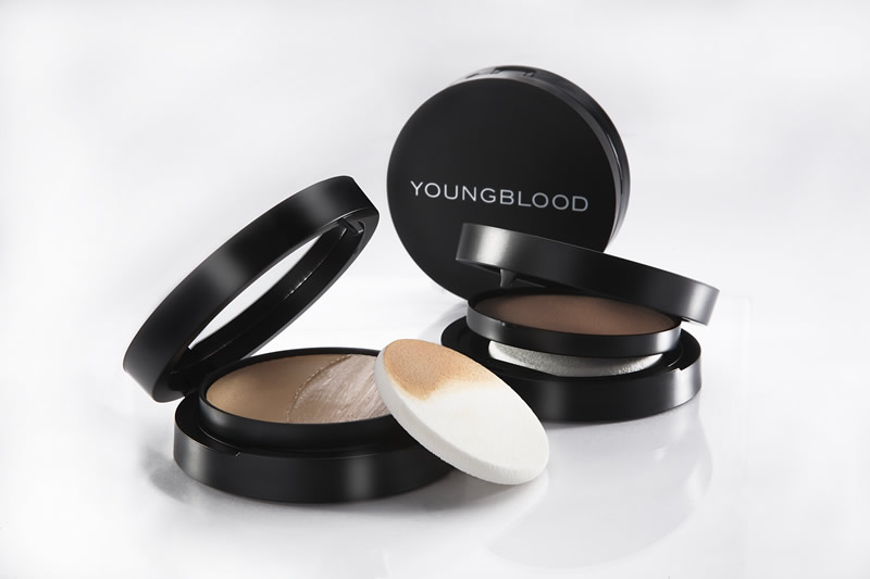 Youngblood Mineral Radiance Crème Powder Foundation